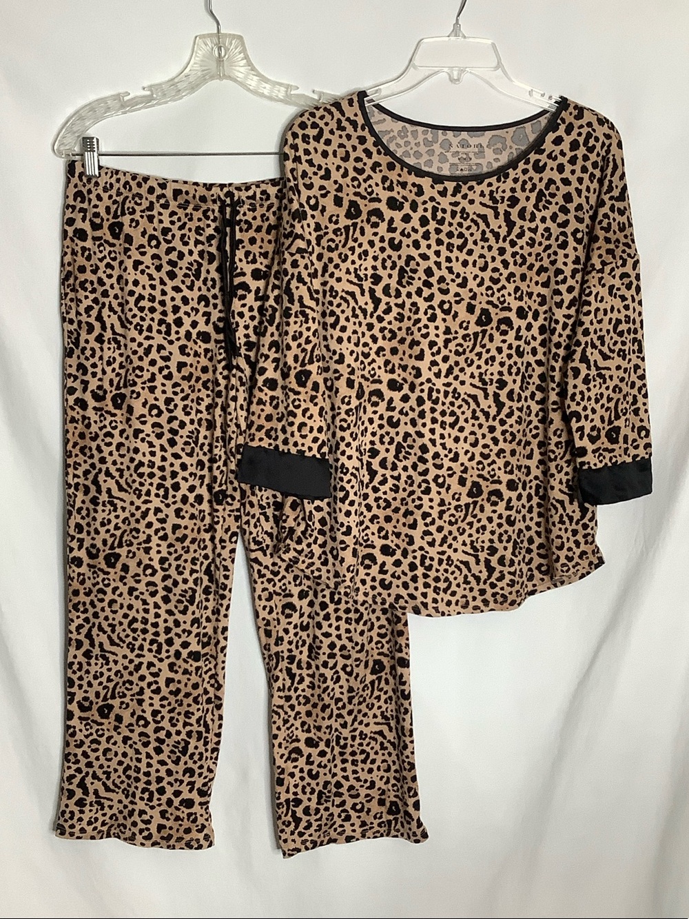 Natori Cheetah Animal Print Two Piece Pajama Loungewear Set Size M